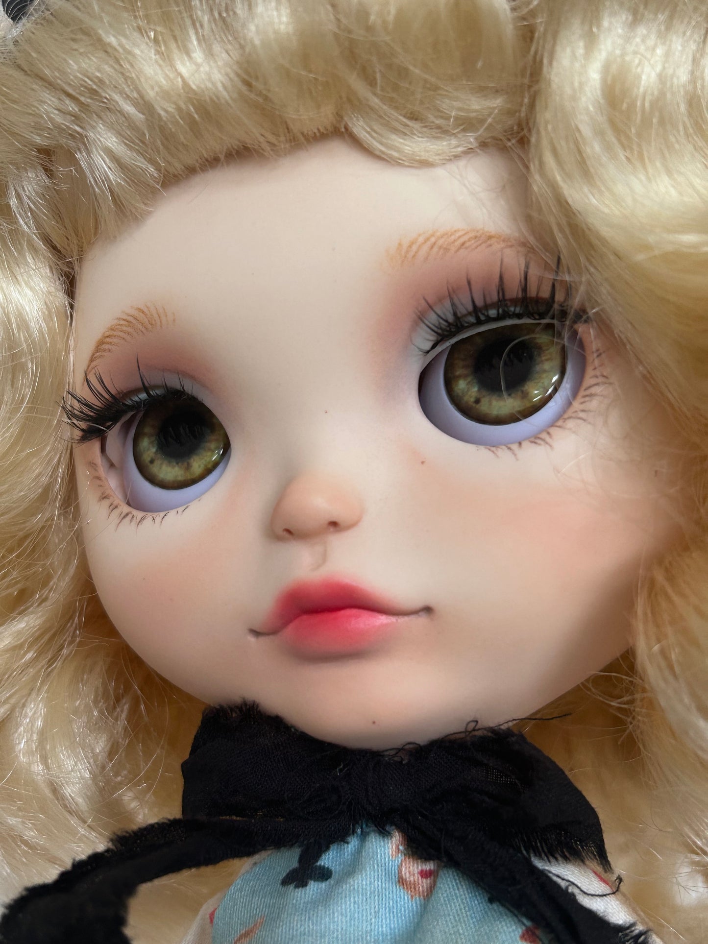 Alice 🐰 OOAK Customized Doll