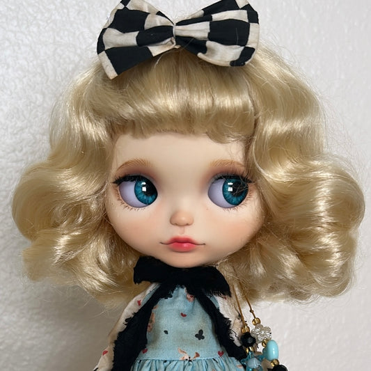 Alice 🐰 OOAK Customized Doll