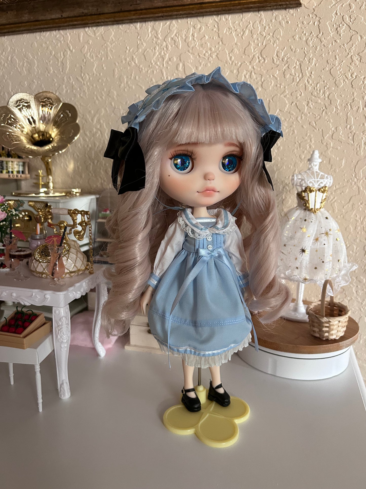 Marisol 💙 OOAK Customized Doll
